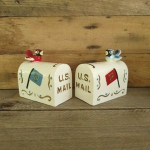 Vtg 1960s Enesco US Mail / Mailbox Salt and Pepper Shakers / Cardinal / Blue Jay